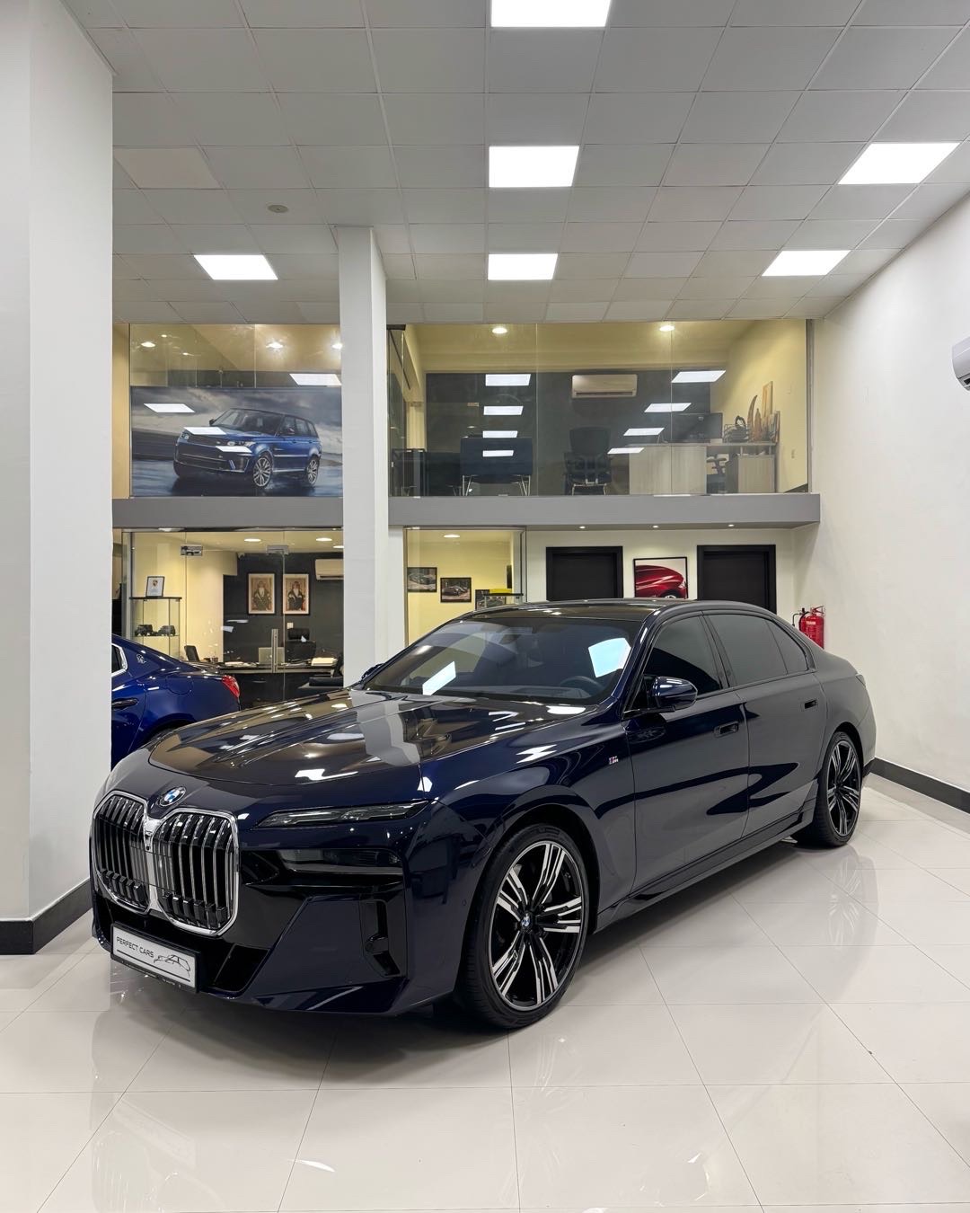 2023 BMW 7 Series SLT thumbnail 13
