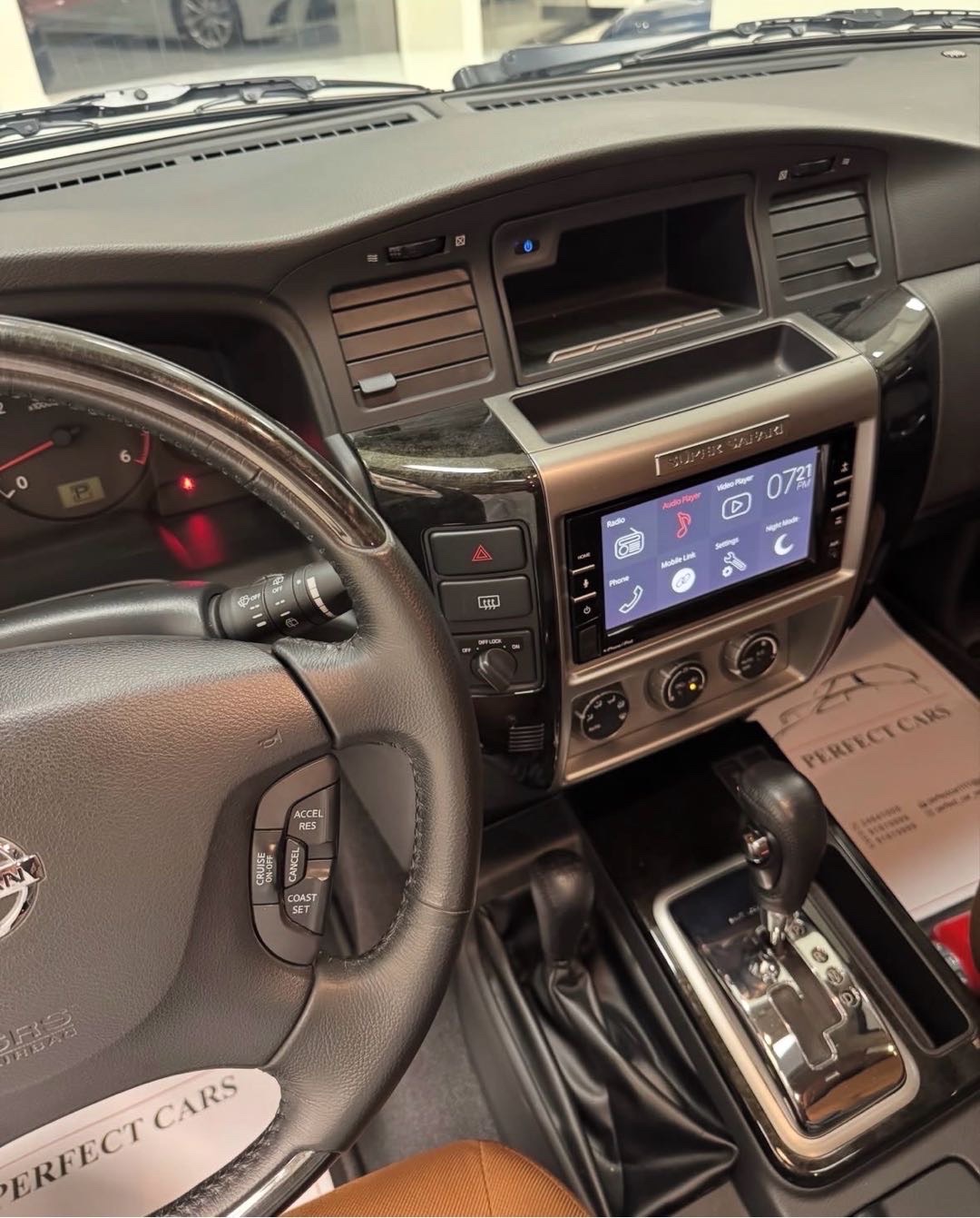 2022 Nissan Safari Super Safari thumbnail 7