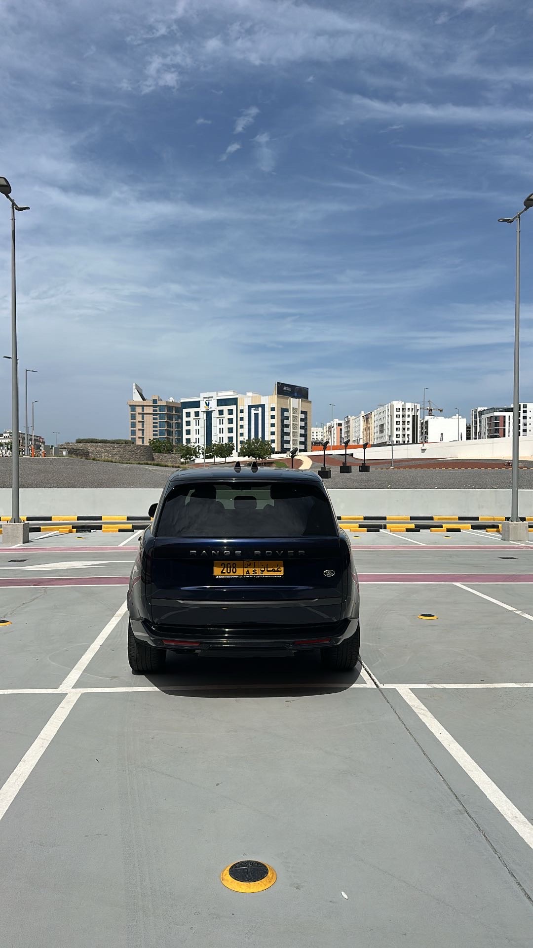 2023 Land Rover Range Rover Vogue thumbnail 2