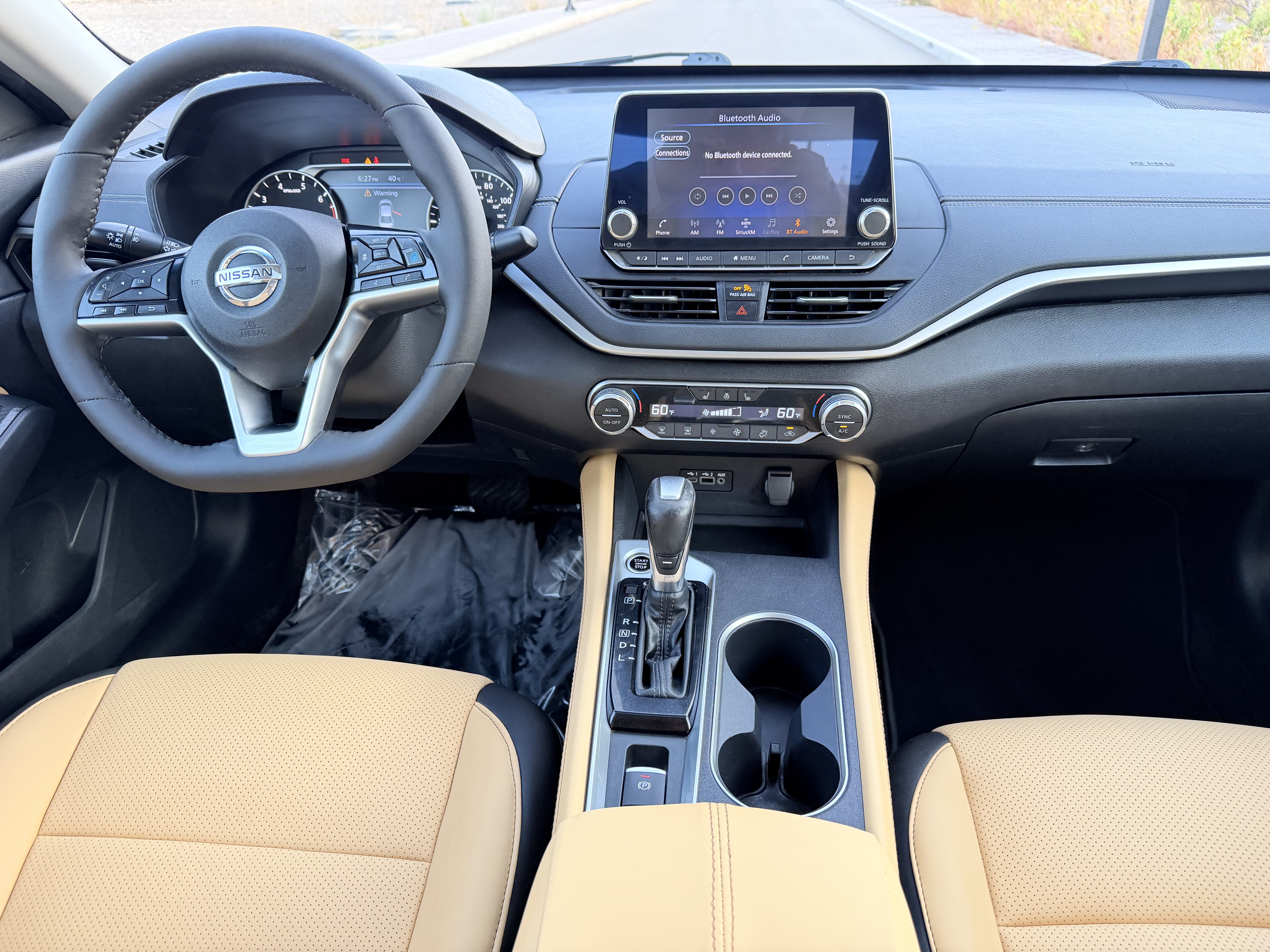 2019 Nissan Altima SV thumbnail 8