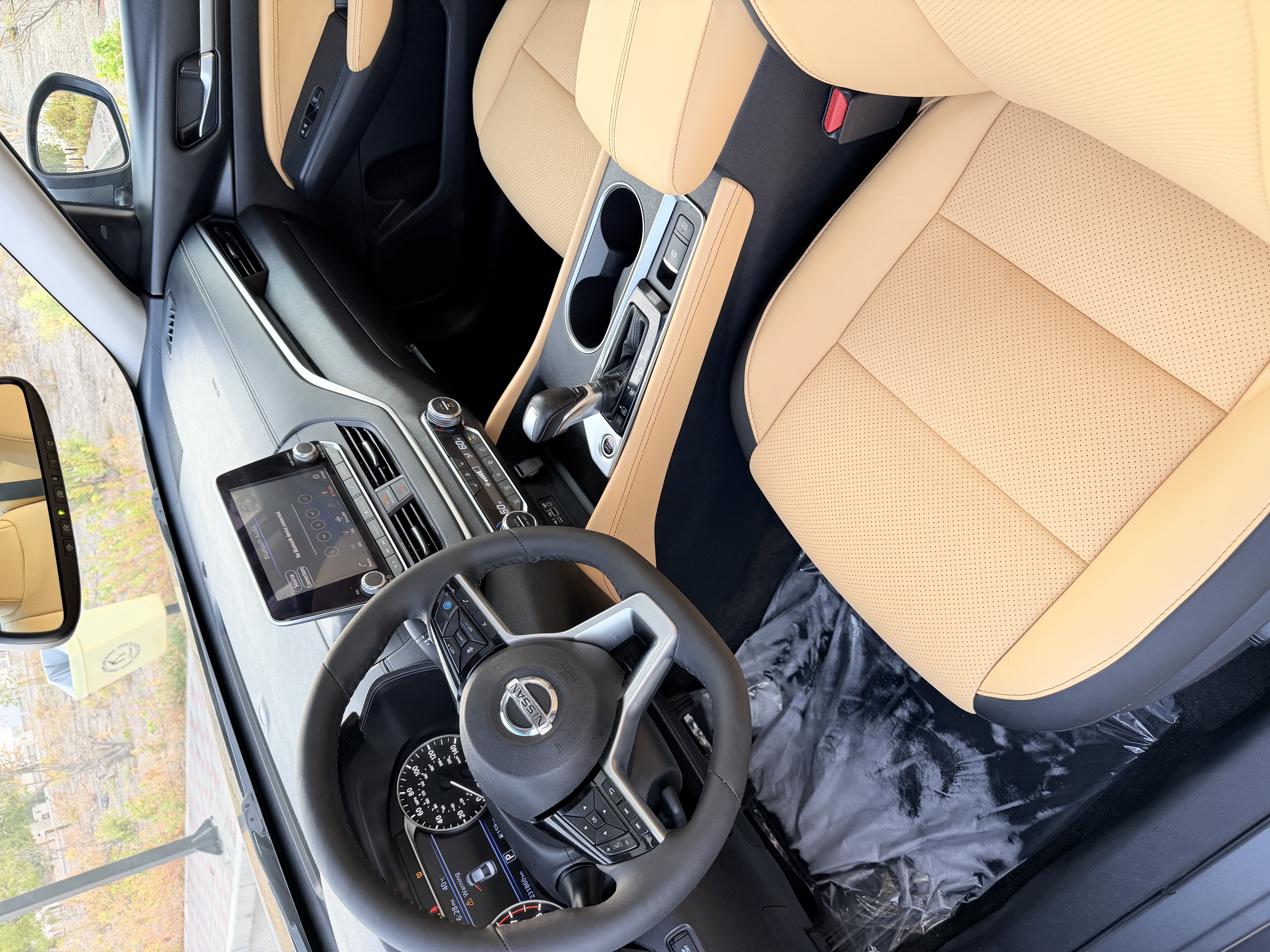 2019 Nissan Altima SV thumbnail 17