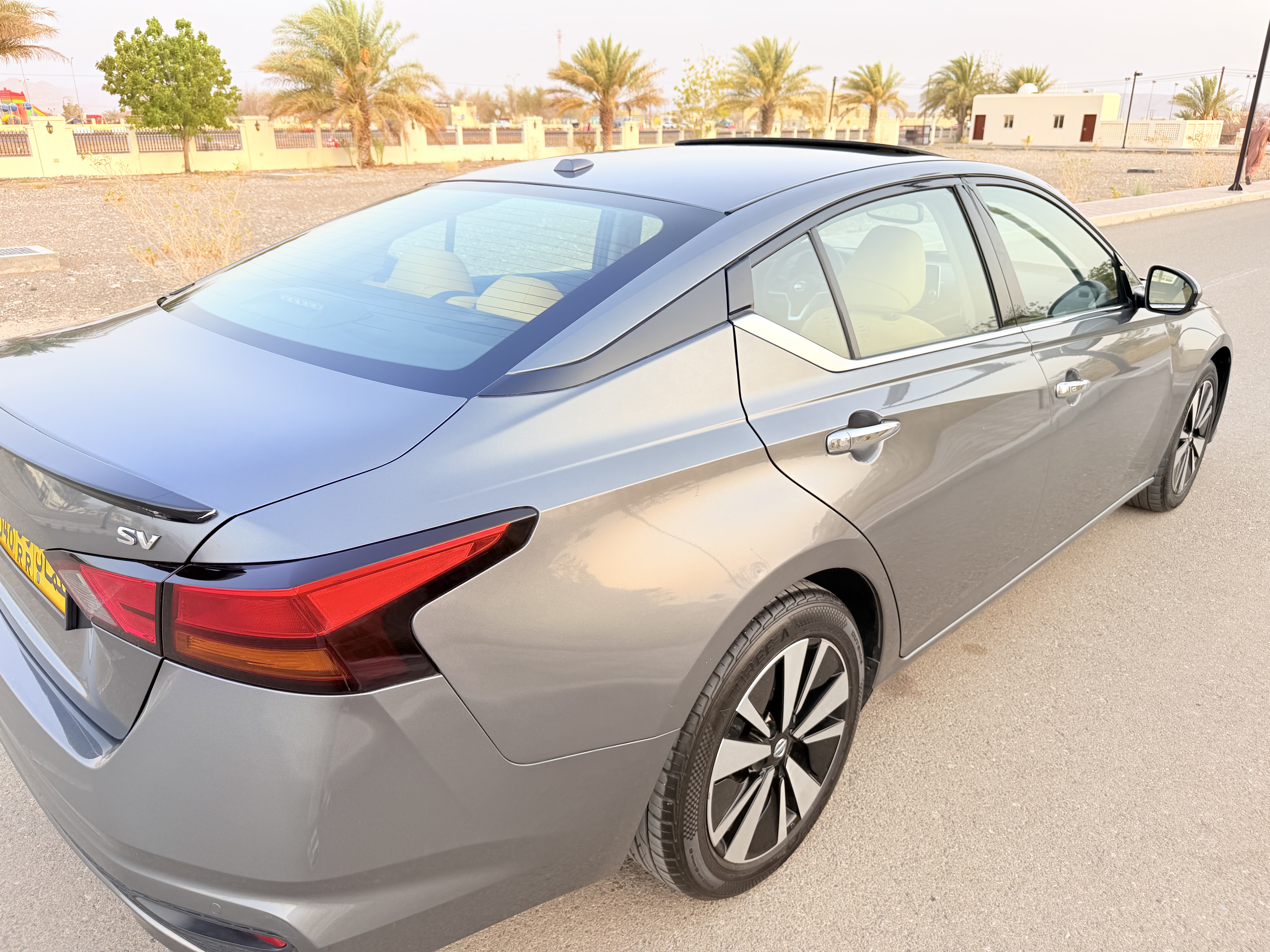 2019 Nissan Altima SV thumbnail 20