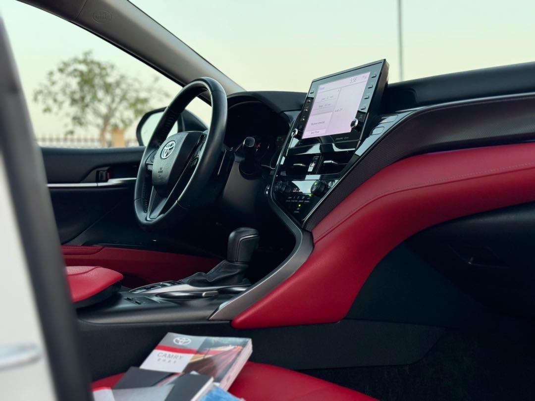 2023 Toyota Camry XSE thumbnail 7