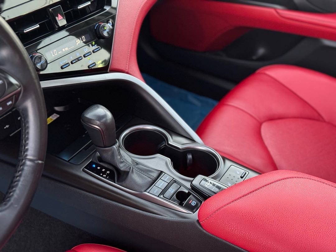 2023 Toyota Camry XSE thumbnail 24