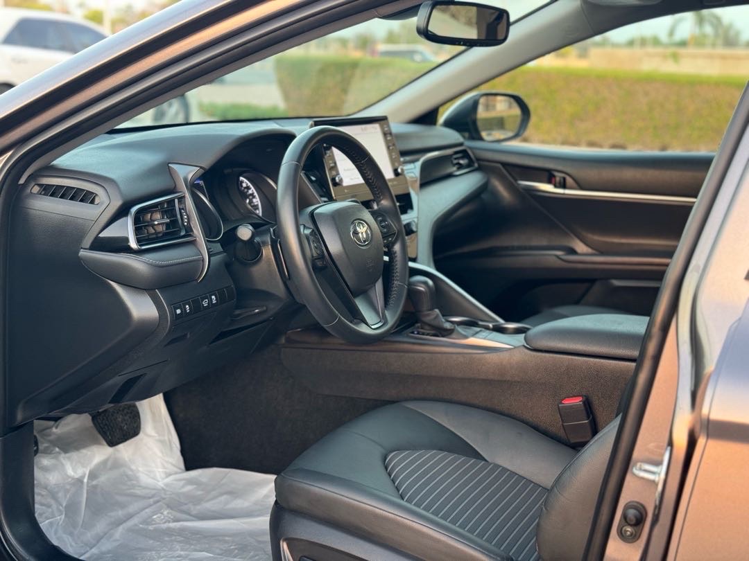 2023 Toyota Camry SE thumbnail 23