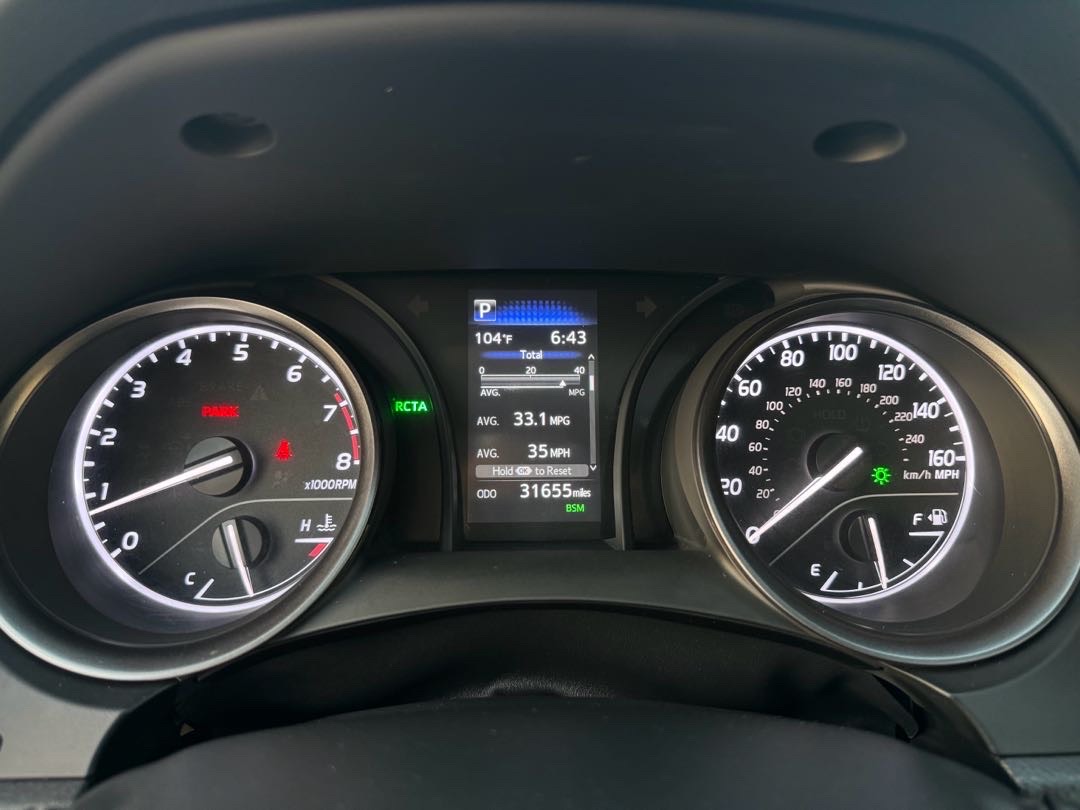 2023 Toyota Camry SE thumbnail 25