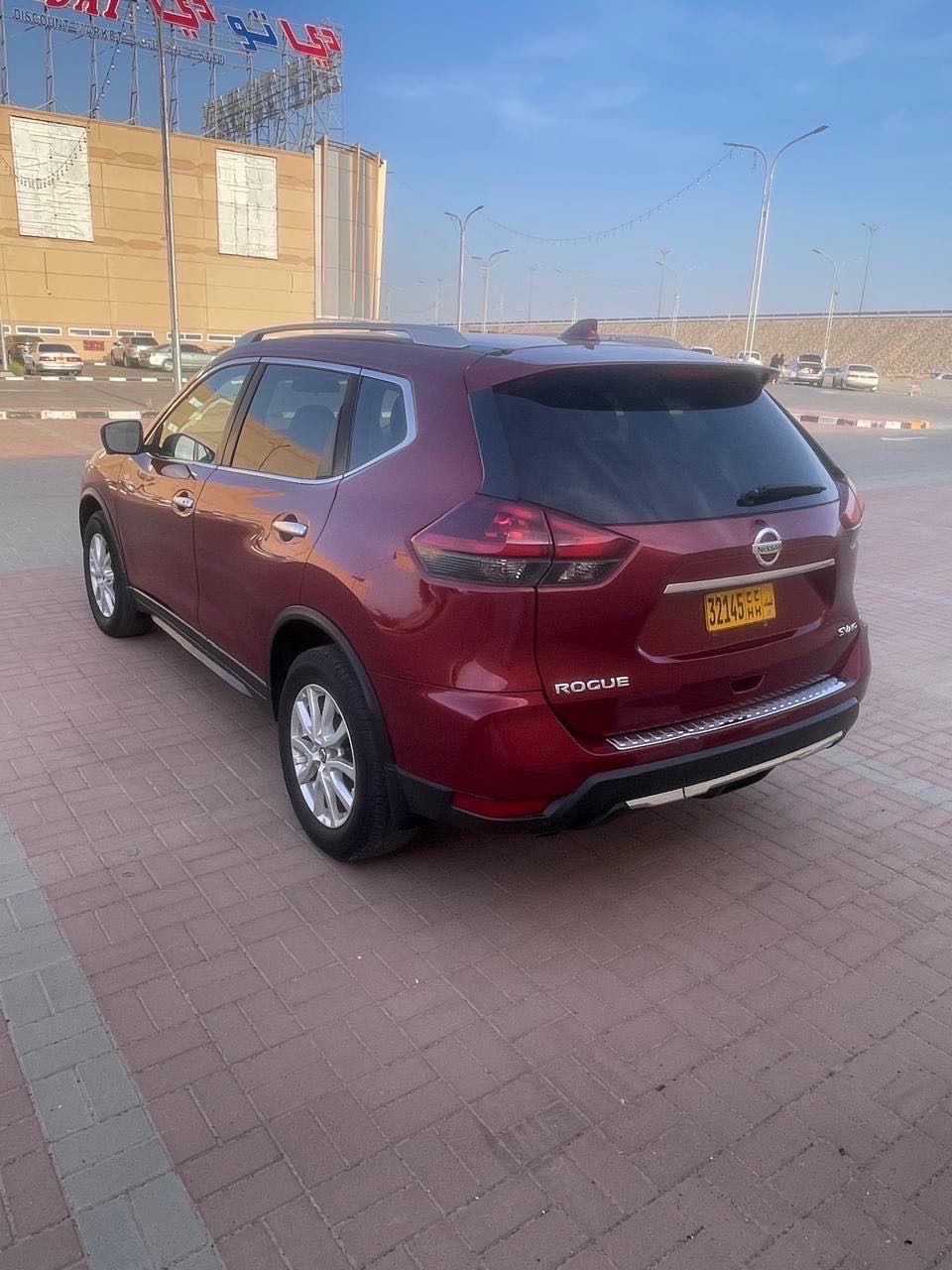 2018 Nissan Rogue S thumbnail 8