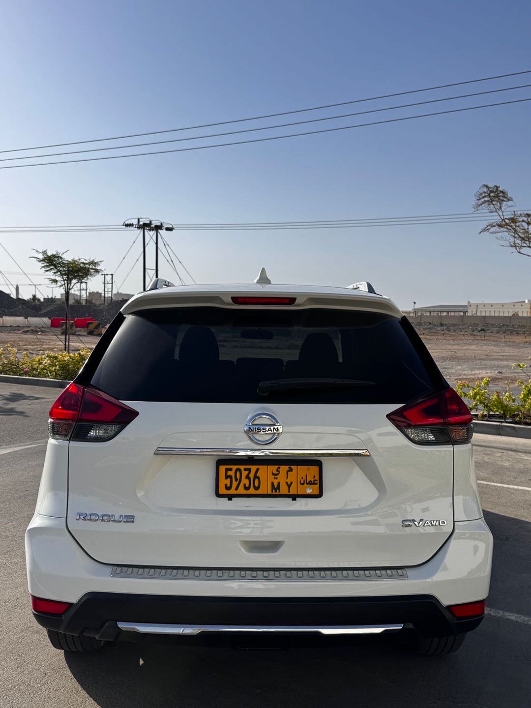2018 Nissan Rogue SV thumbnail 12