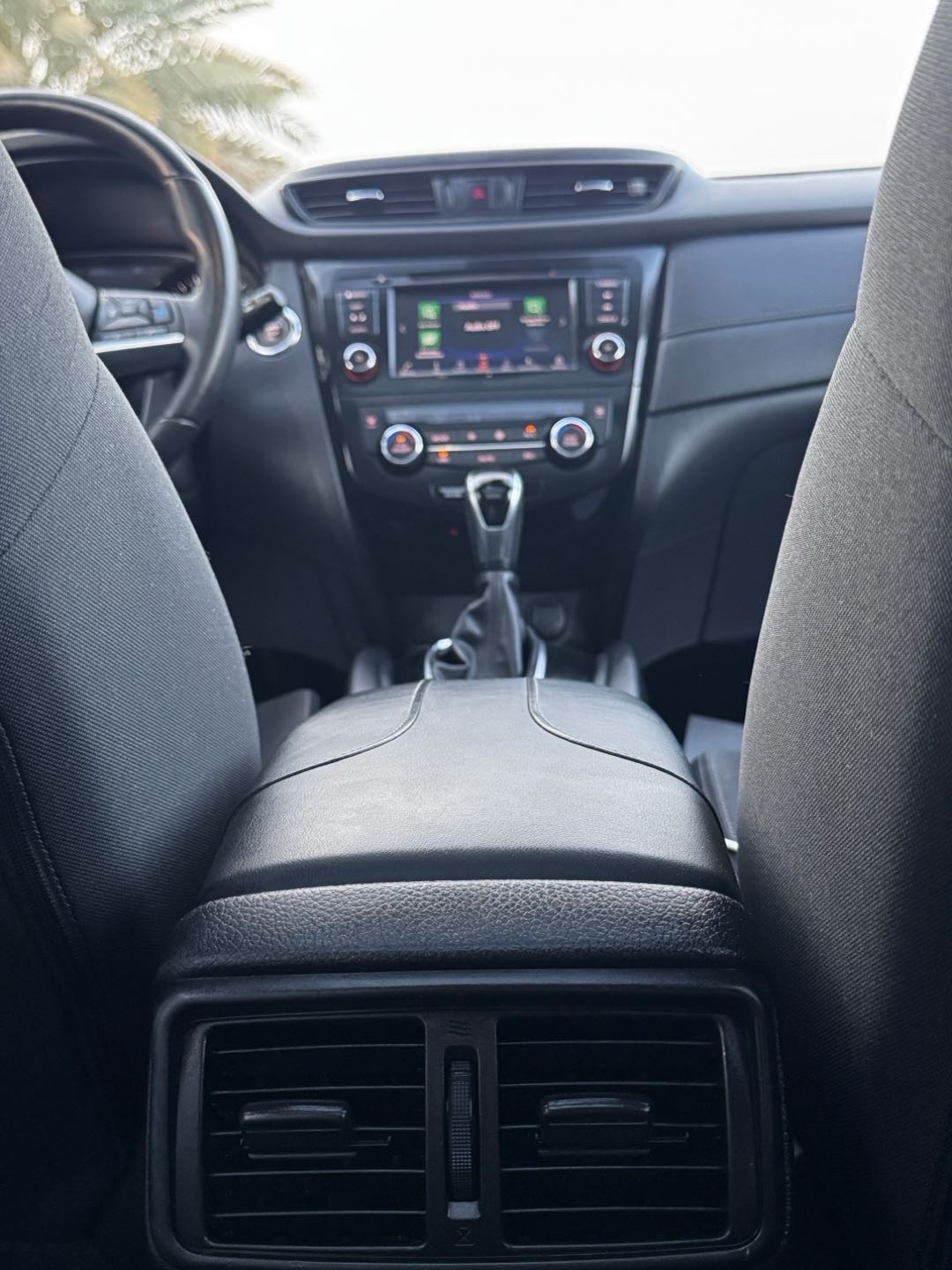 2019 Nissan Rogue S thumbnail 5