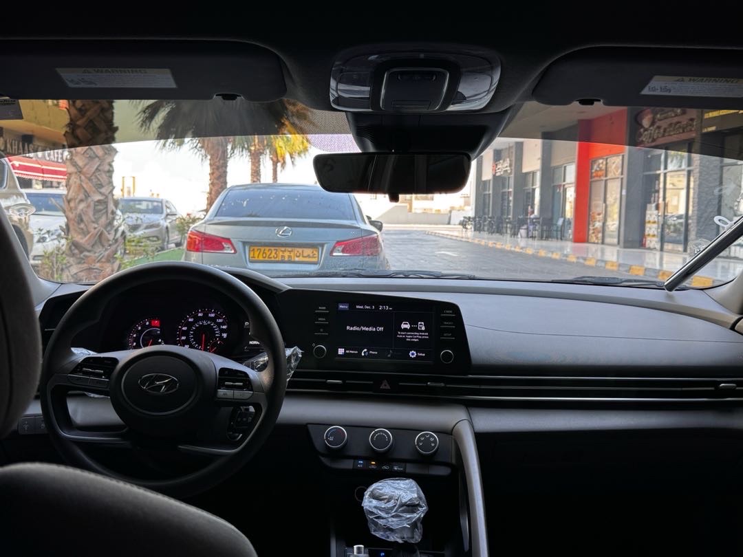 2021 Hyundai Elantra SE thumbnail 4