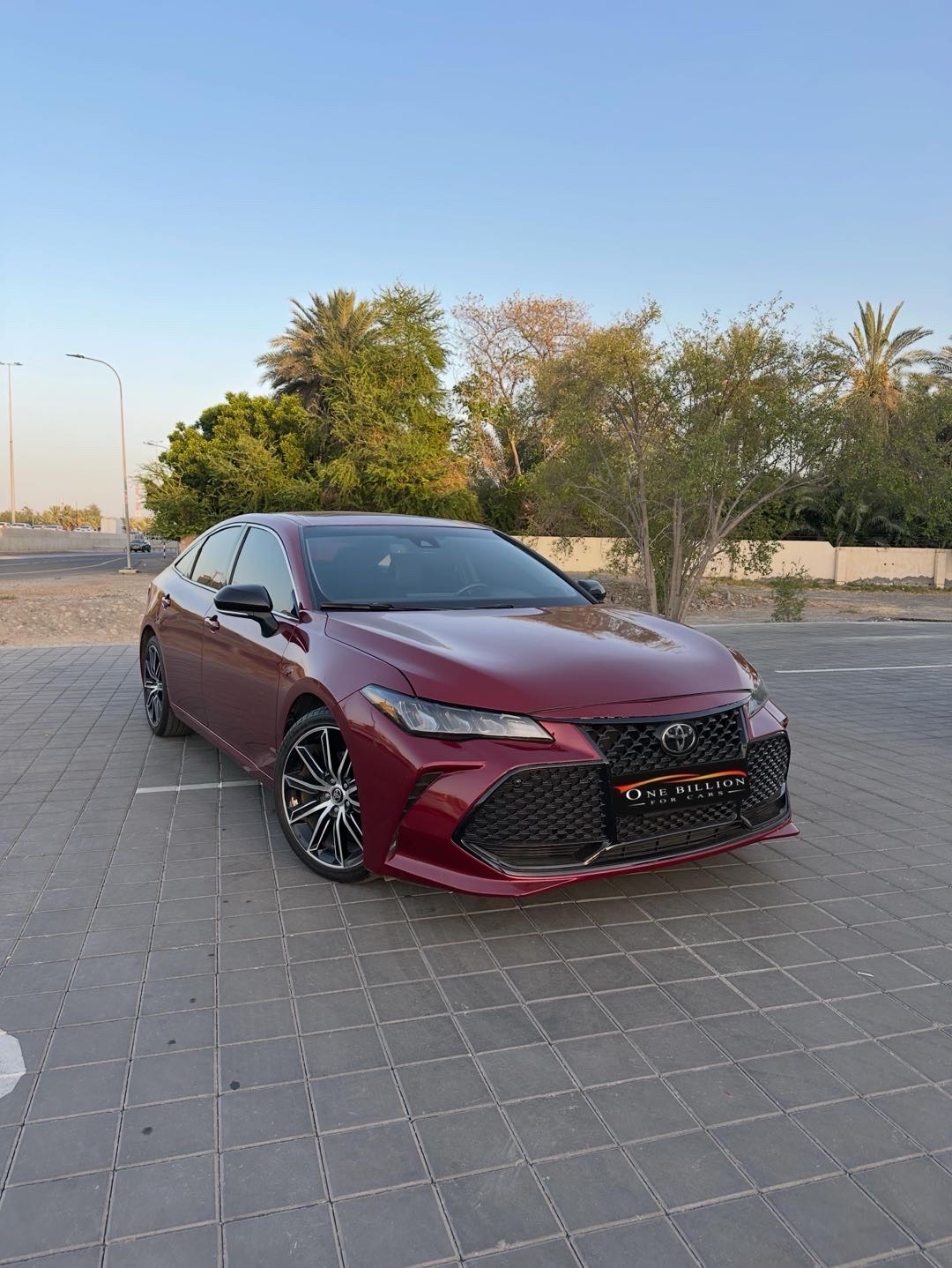 2019 Toyota Avalon XLE thumbnail 4