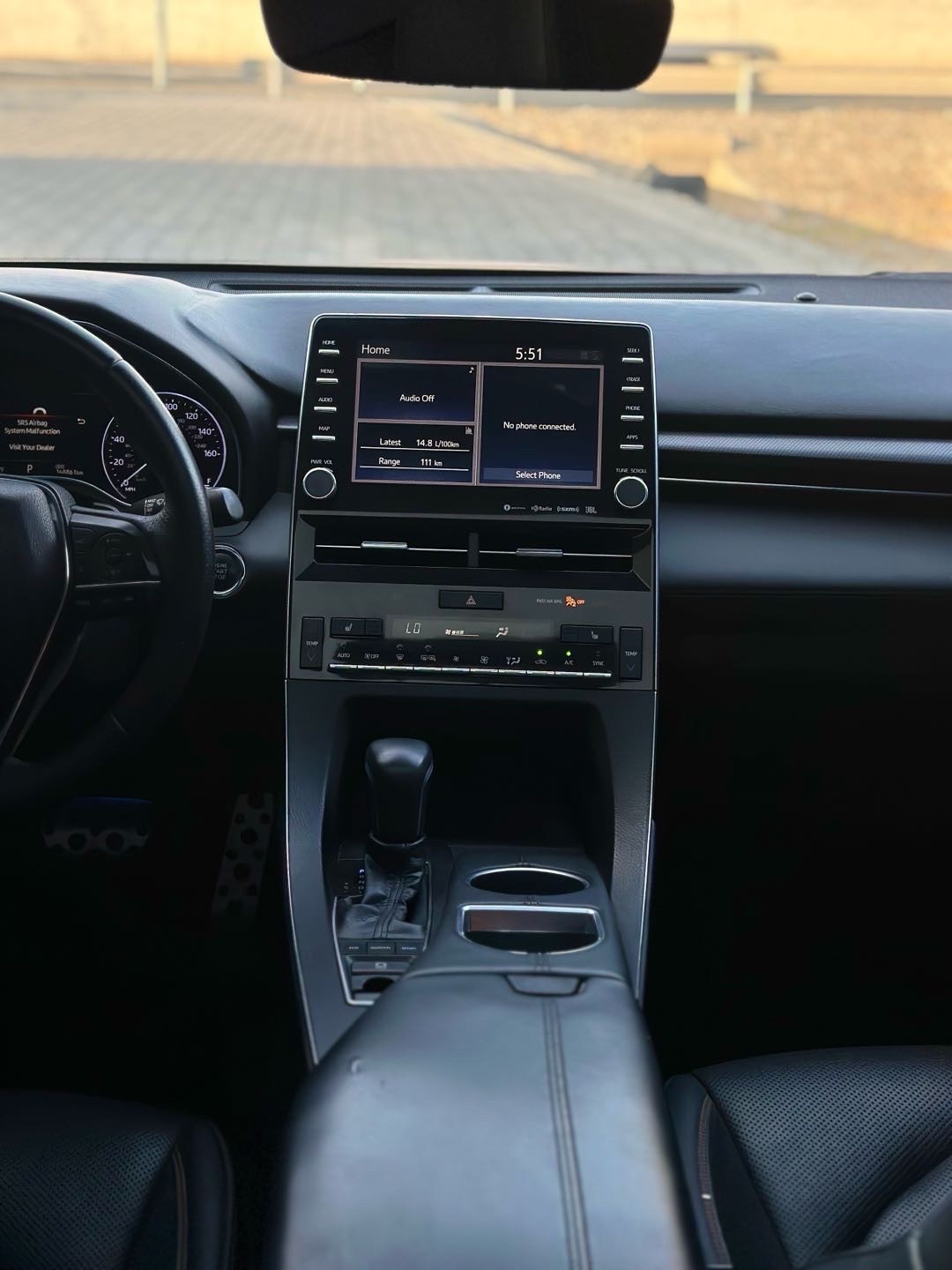 2019 Toyota Avalon XLE thumbnail 8