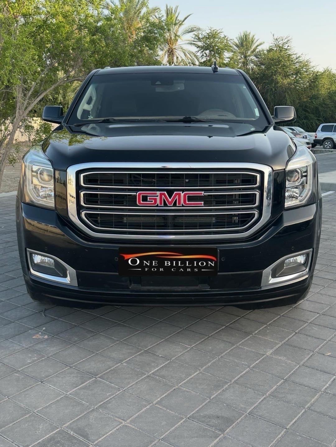 2019 GMC Yukon SLT thumbnail 2