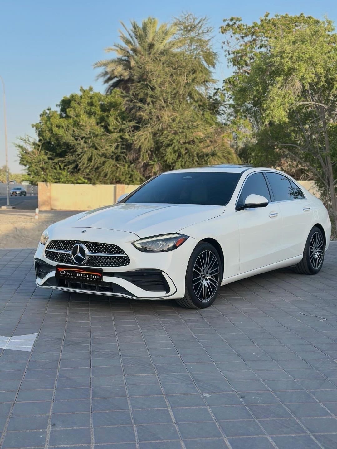 2022 Mercedes-Benz C-Class C 300 AMG Line thumbnail 2