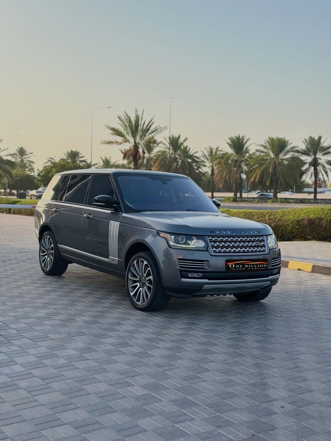 2016 Land Rover Range Rover Vogue thumbnail 5