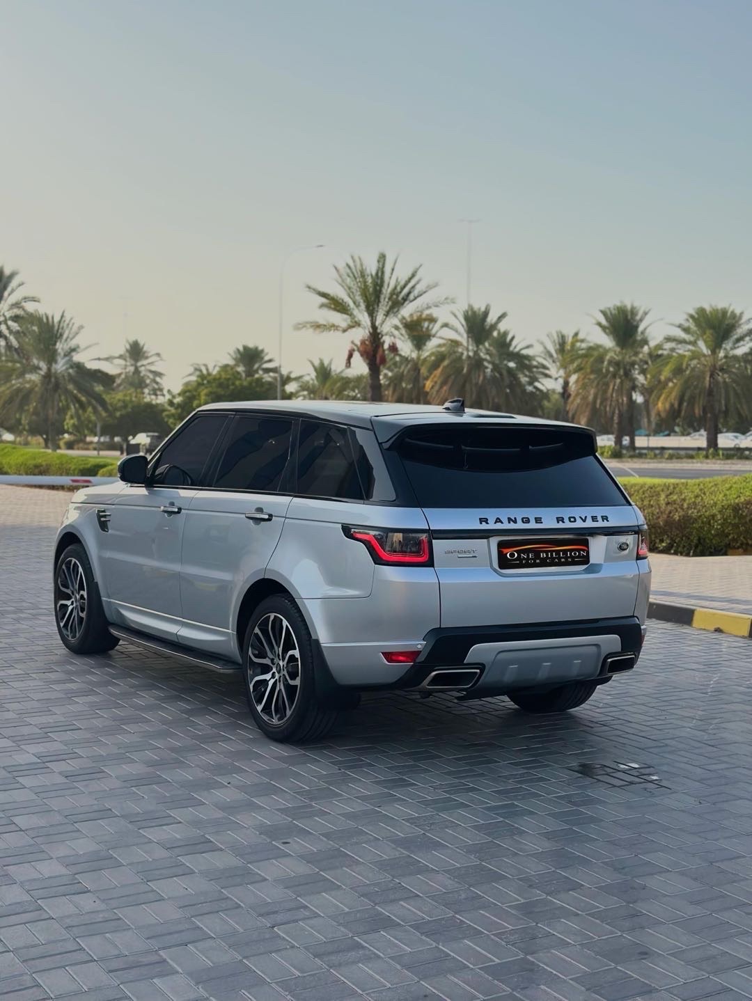 2018 Land Rover Range Rover Vogue thumbnail 7