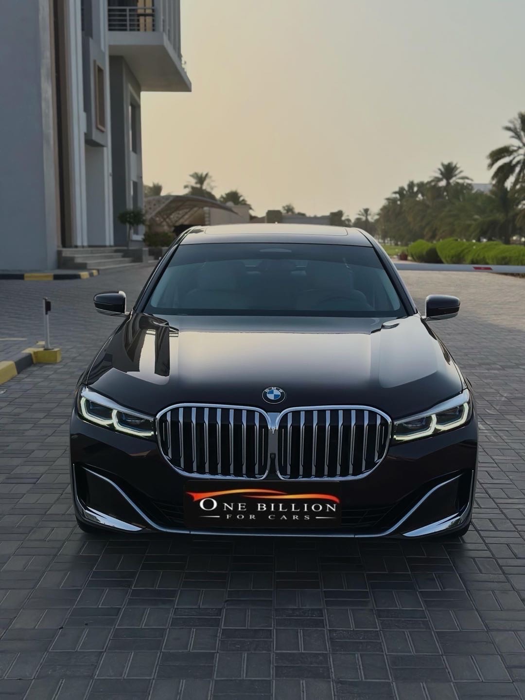 2020 BMW 7 Series GXR thumbnail 2