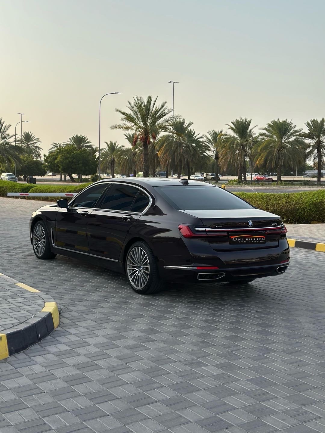 2020 BMW 7 Series GXR thumbnail 4