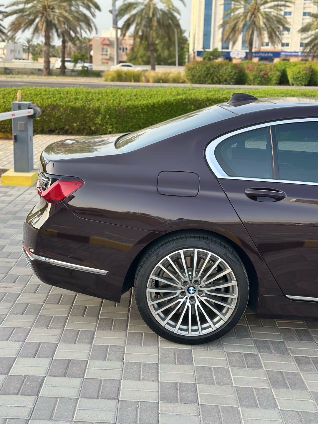 2020 BMW 7 Series GXR thumbnail 10