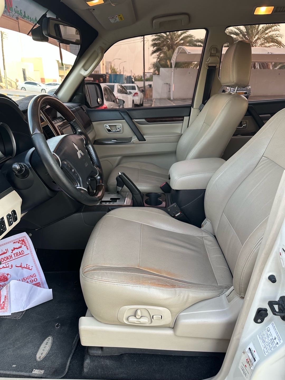 2019 Mitsubishi Pajero GXR thumbnail 7
