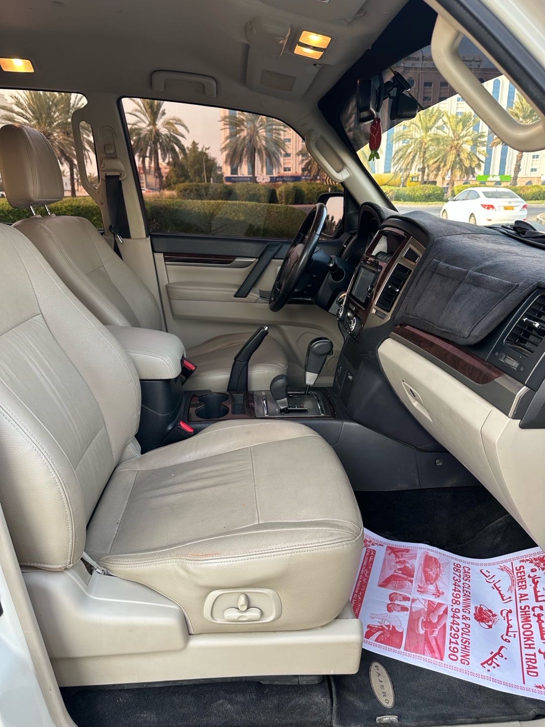 2019 Mitsubishi Pajero GXR thumbnail 11