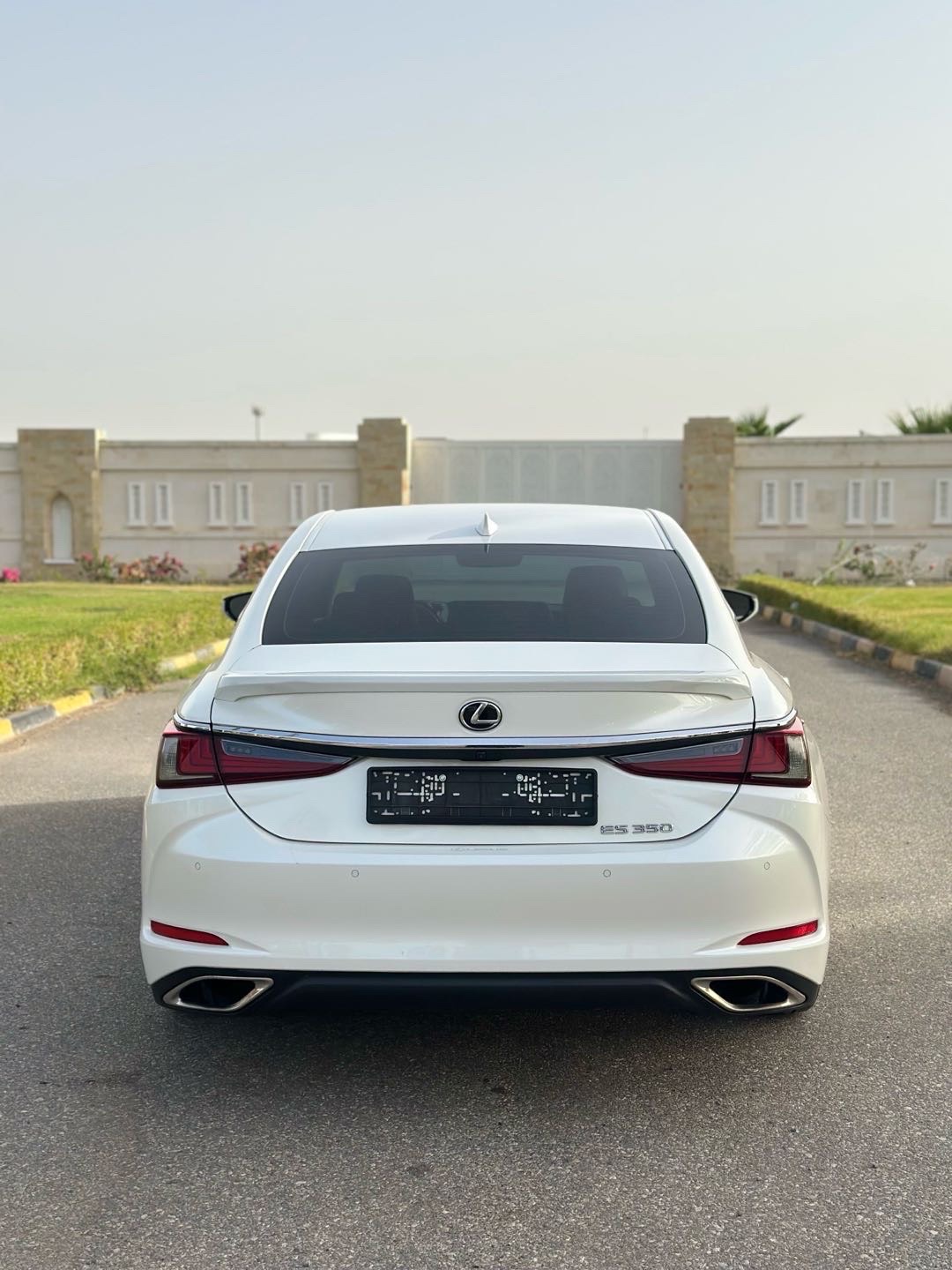 2020 Lexus ES 350 thumbnail 16
