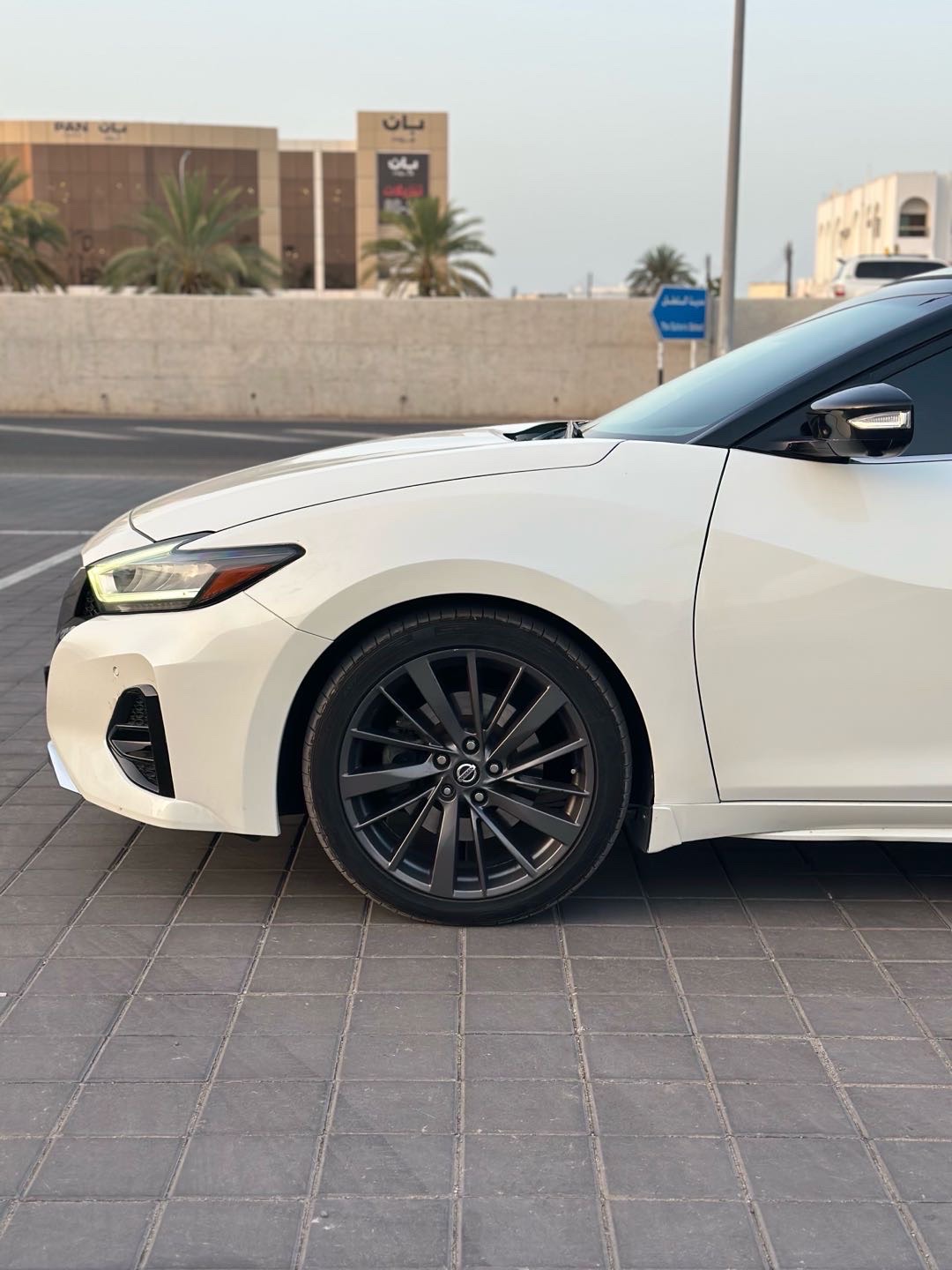 2020 Nissan Maxima Platinum thumbnail 15