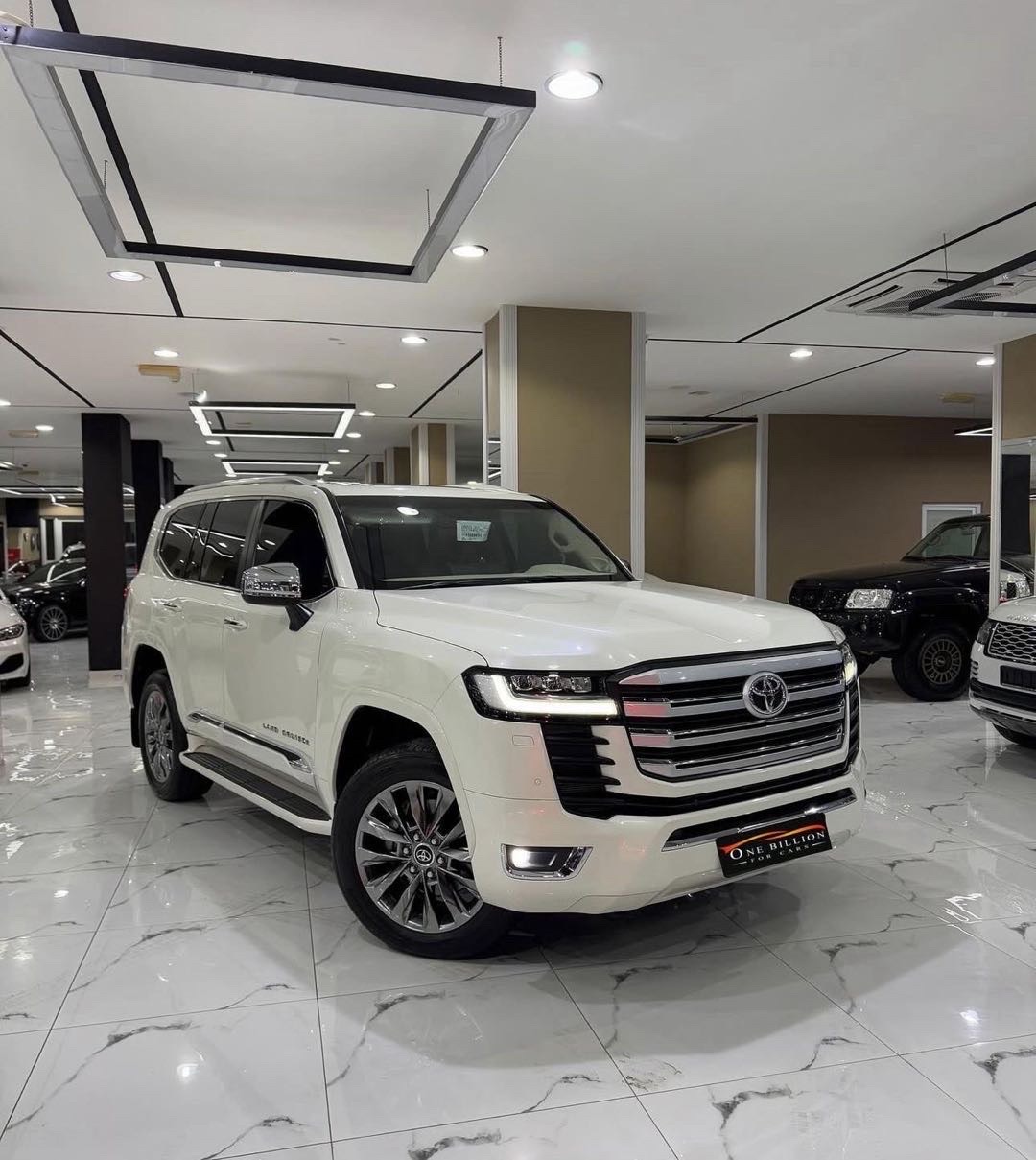 2023 Toyota Land Cruiser VX thumbnail 7