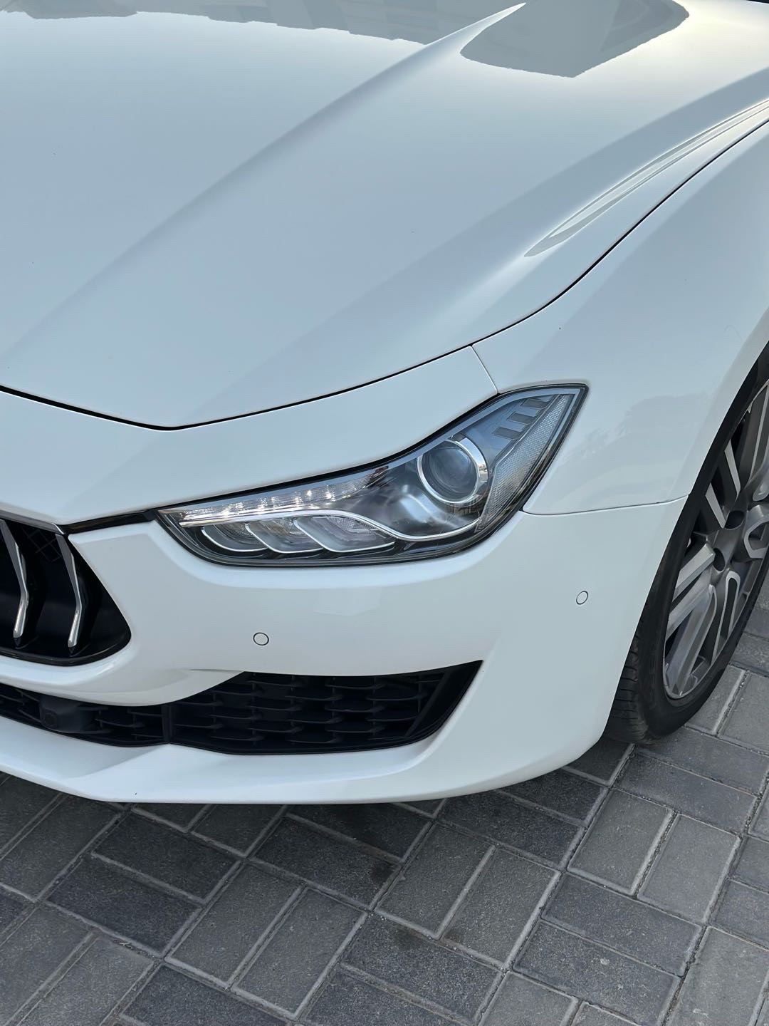 2018 Maserati Ghibli Base thumbnail 22