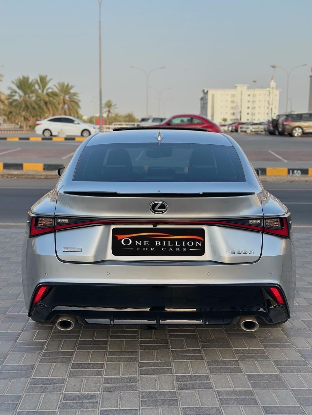 2021 Lexus IS 350 thumbnail 4