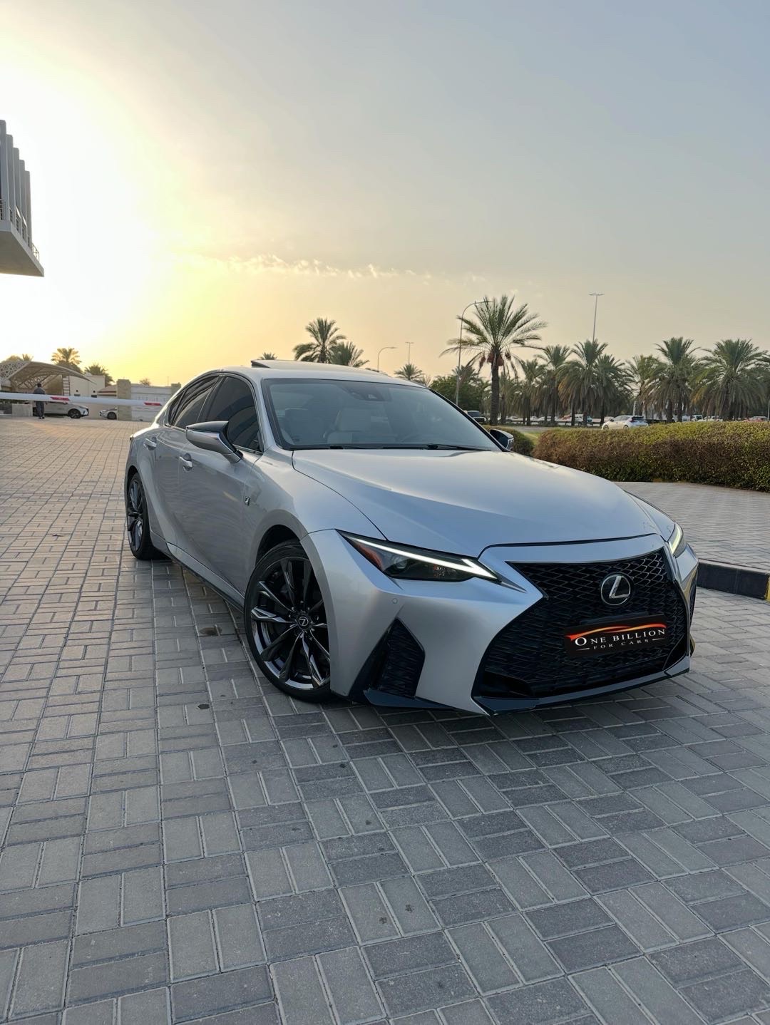 2021 Lexus IS 350 thumbnail 5