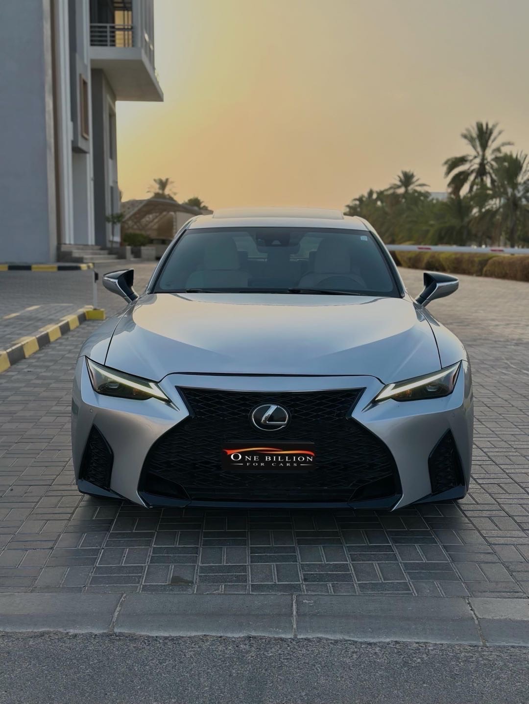 2021 Lexus IS 350 thumbnail 8