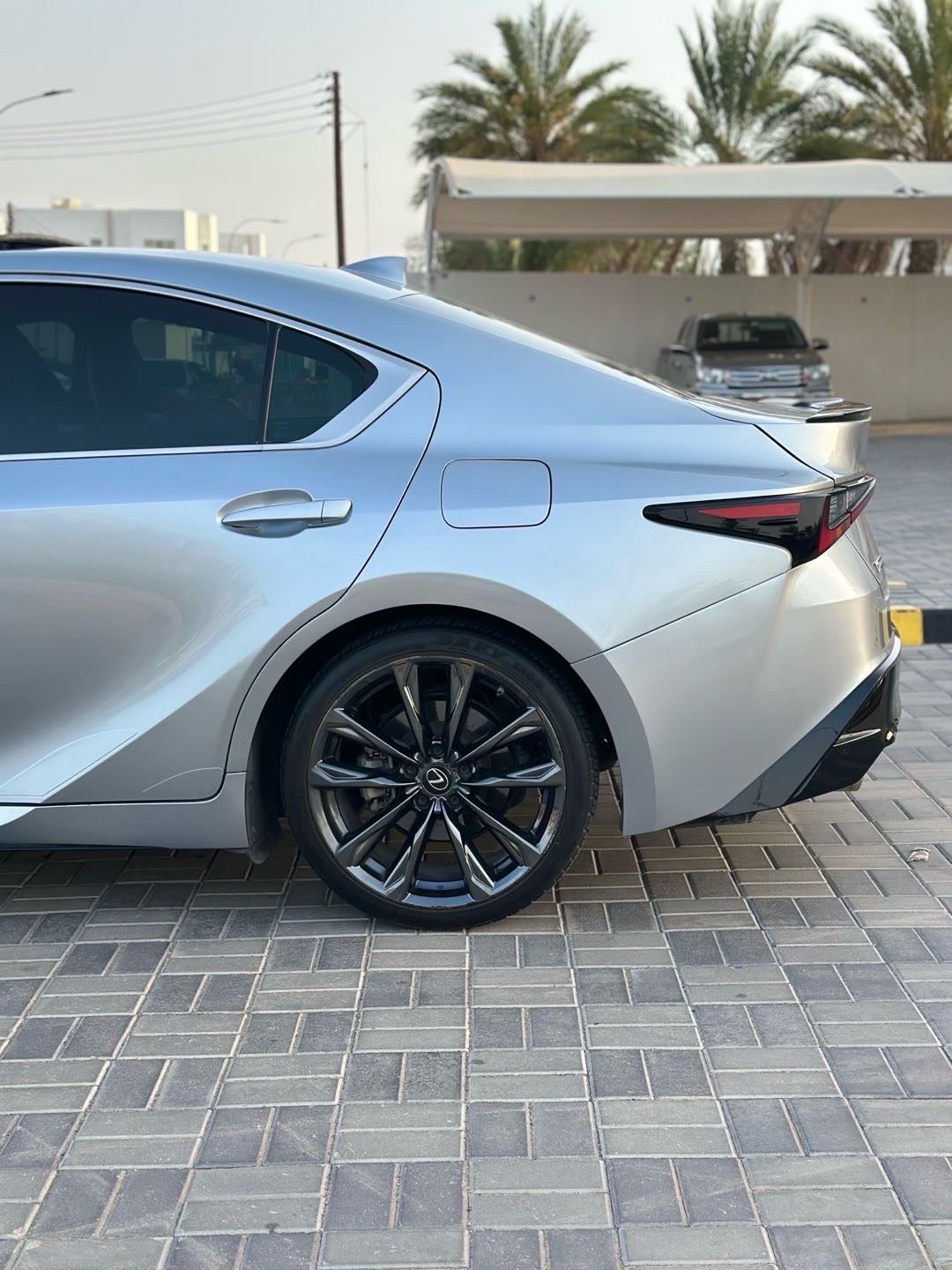 2021 Lexus IS 350 thumbnail 16