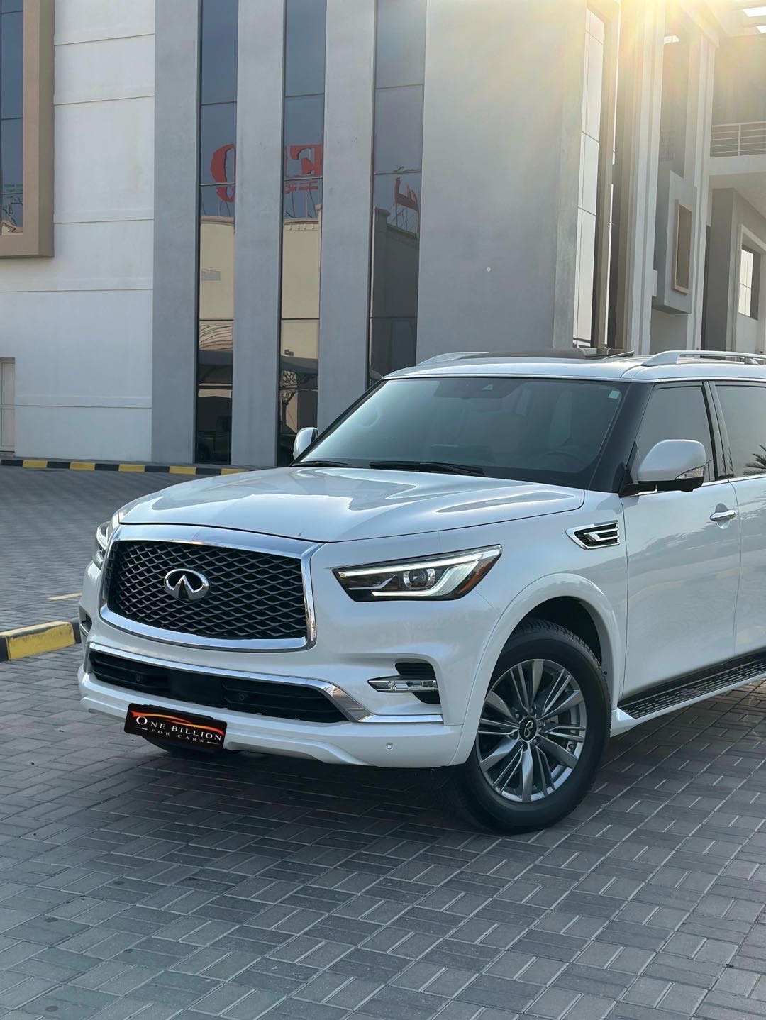 2023 Infiniti QX80 Luxe