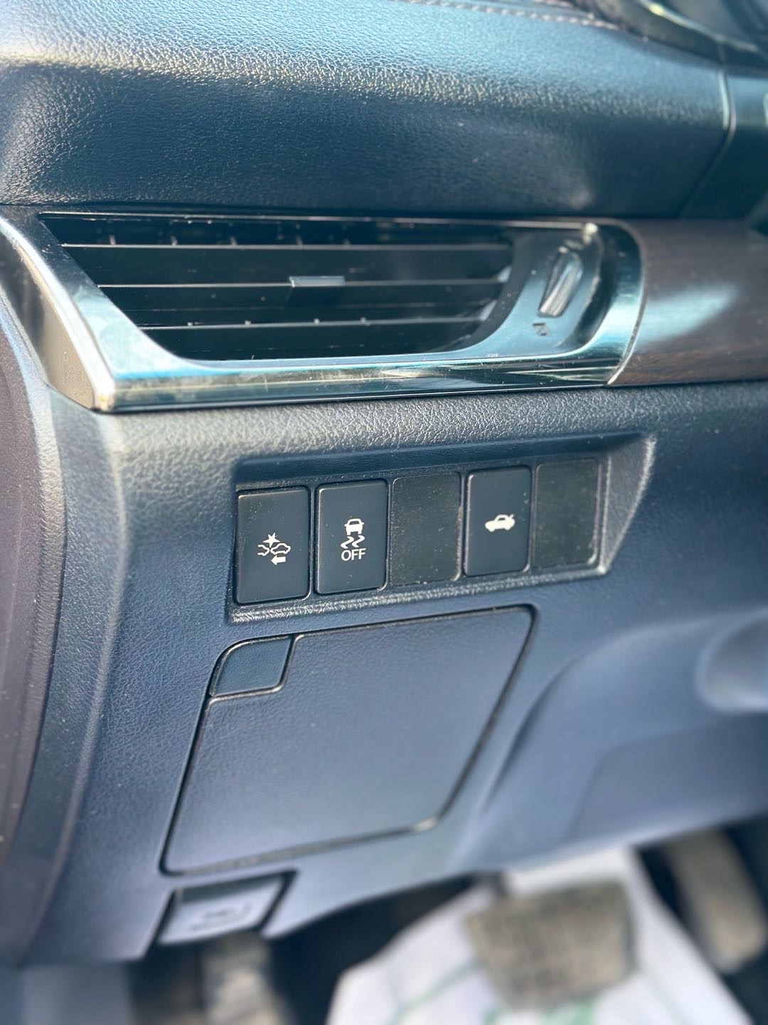 2018 Toyota Avalon XLE thumbnail 5