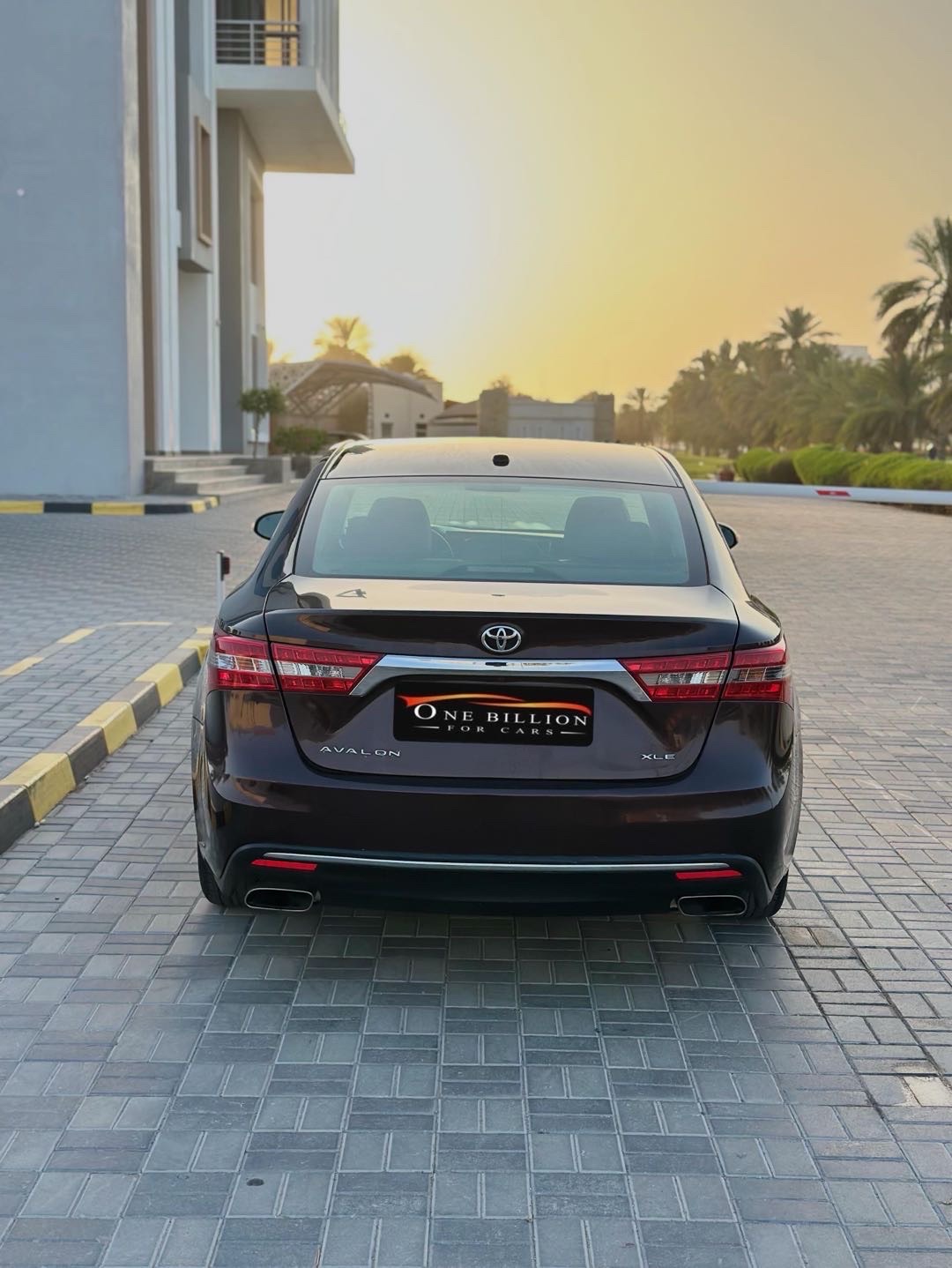 2018 Toyota Avalon XLE thumbnail 7
