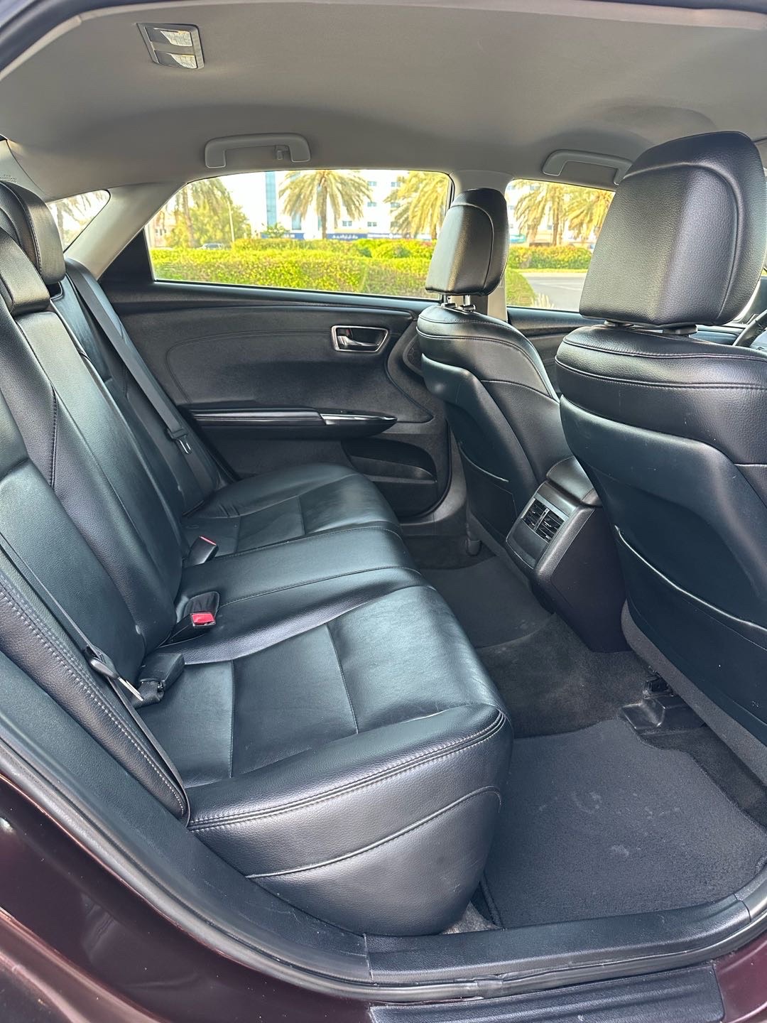 2018 Toyota Avalon XLE thumbnail 11