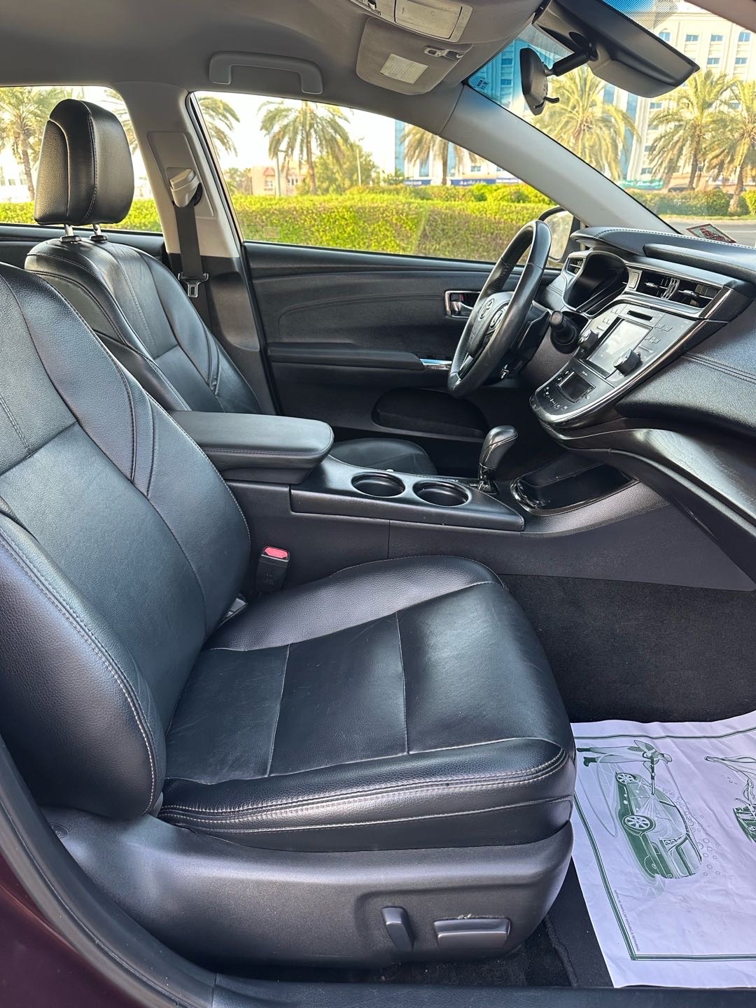 2018 Toyota Avalon XLE thumbnail 16