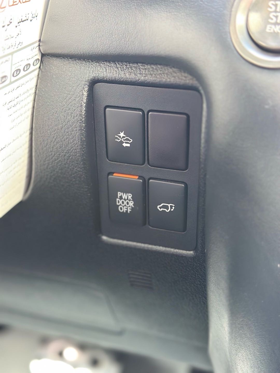 2019 Lexus LX 570 thumbnail 9