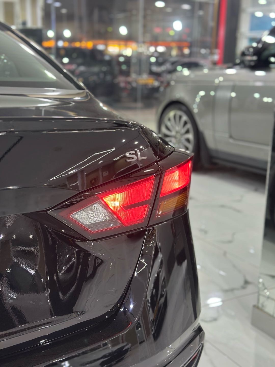 2024 Nissan Altima SL thumbnail 13