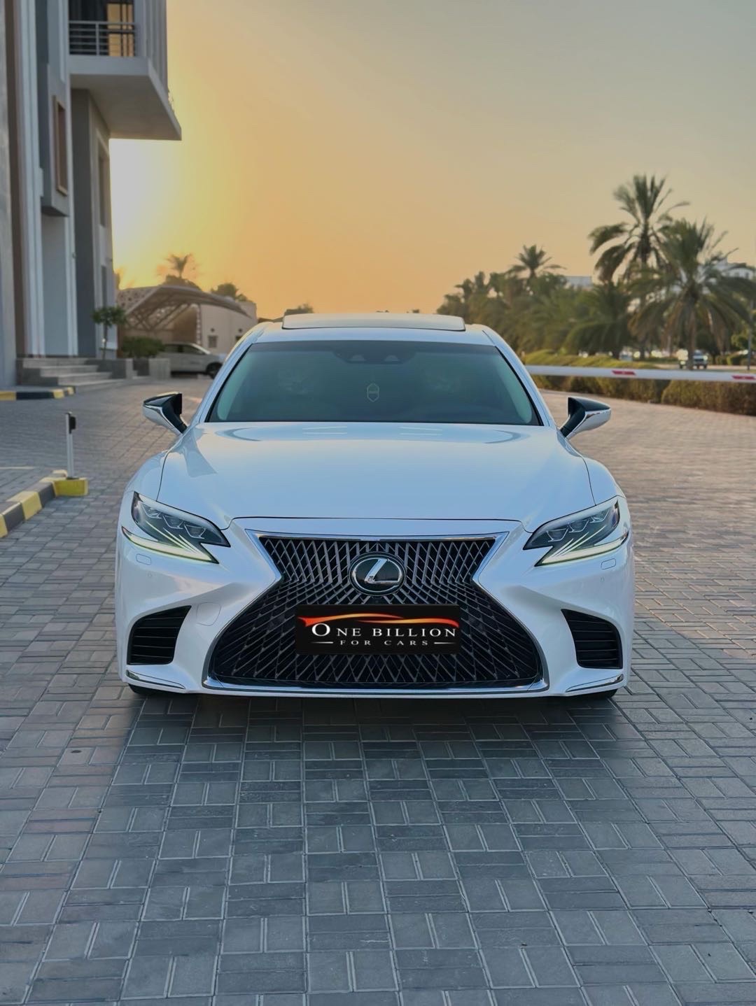 2018 Lexus Ls 500 thumbnail 2