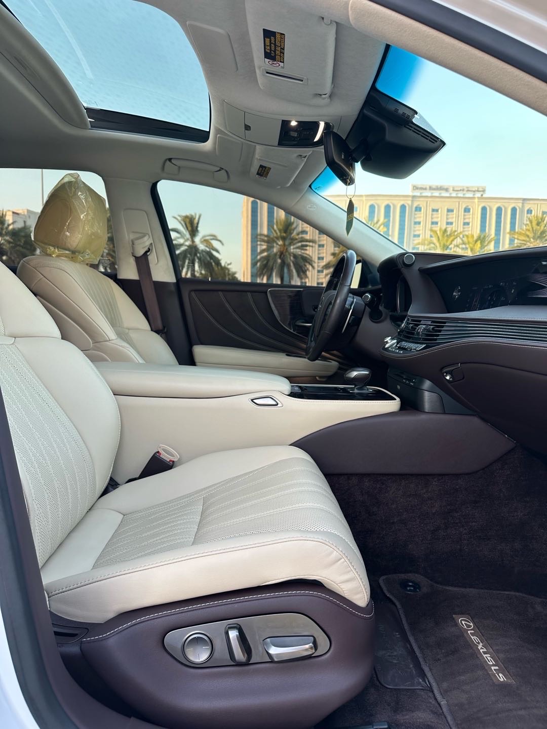 2018 Lexus Ls 500 thumbnail 13