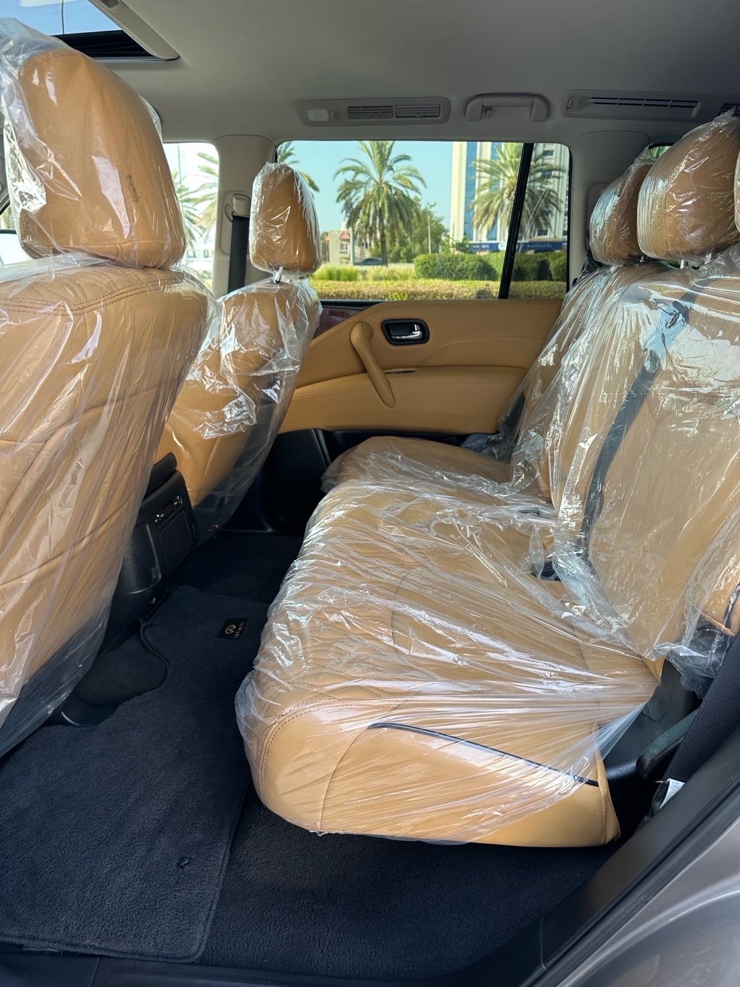 2018 Infiniti QX80 Luxe thumbnail 11
