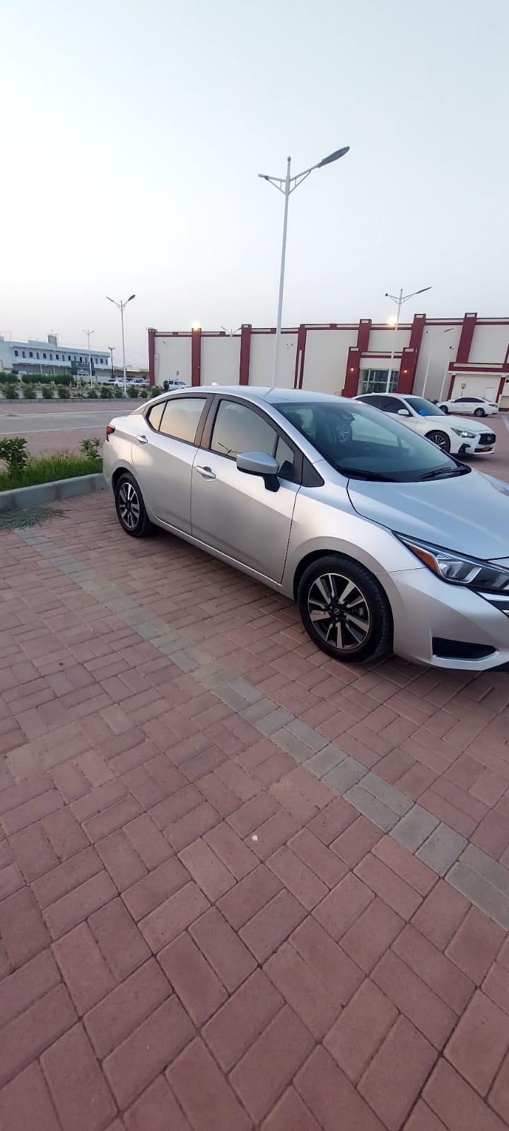 2024 Nissan Versa S thumbnail 6