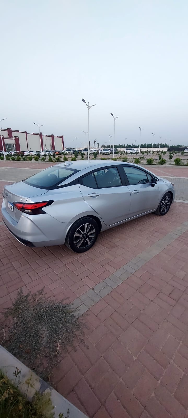 2024 Nissan Versa S thumbnail 11