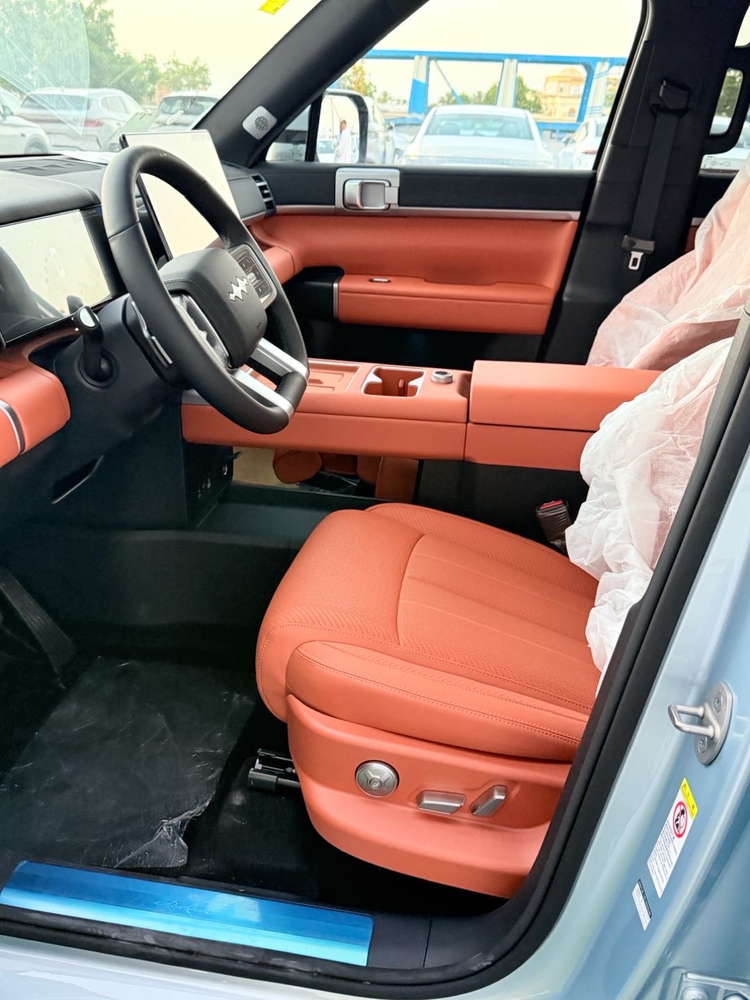 2025 BYD Leopard 8 thumbnail 14