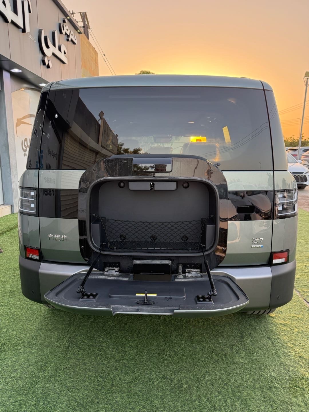 2025 BYD Leopard 8 thumbnail 21