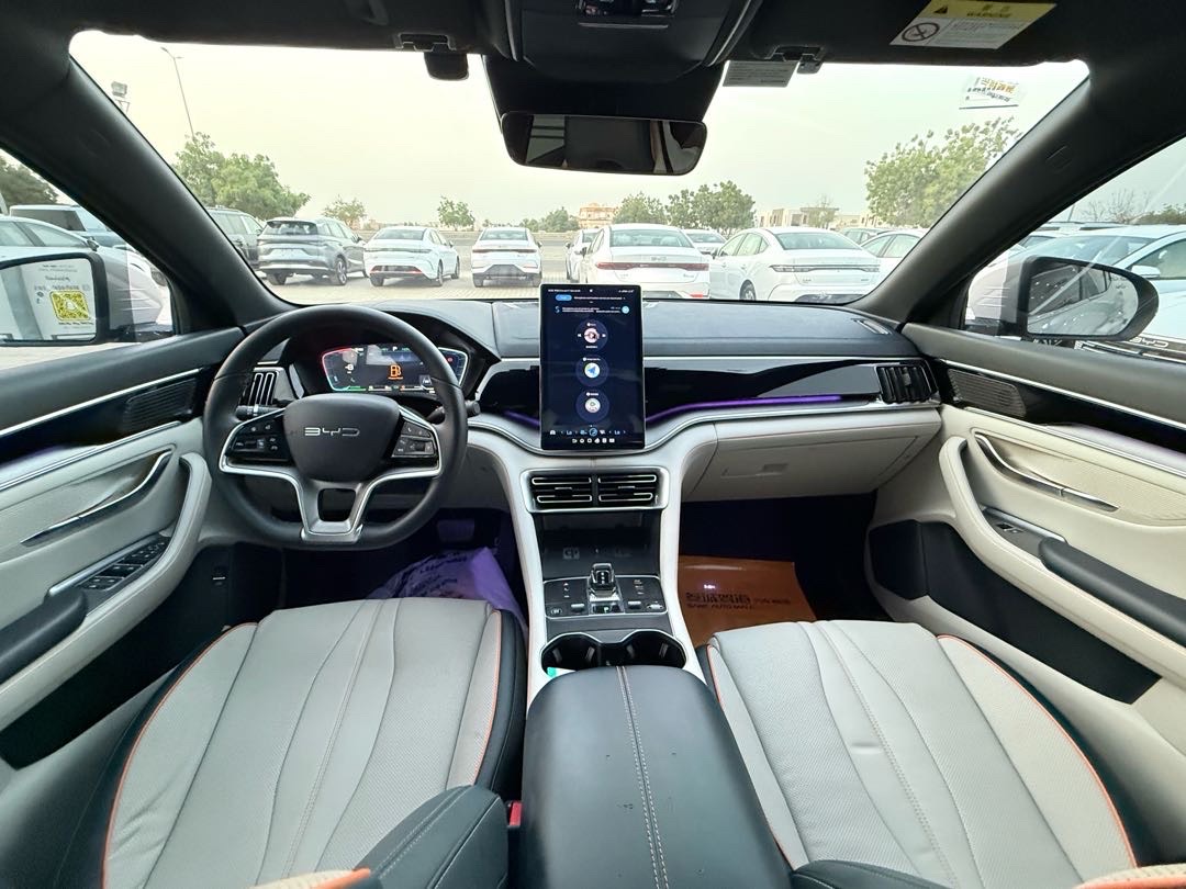 2024 BYD Song Plus DM-i Premium thumbnail 6