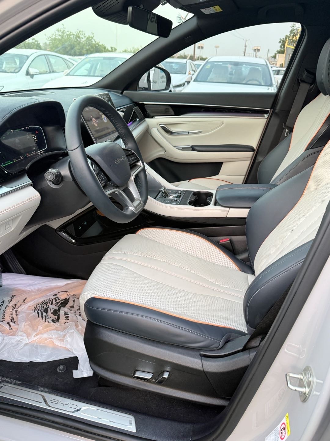2024 BYD Song Plus DM-i Premium thumbnail 8
