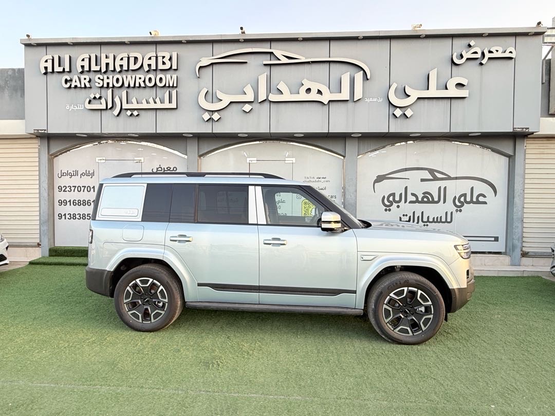 2025 BYD Leopard 8 thumbnail 8